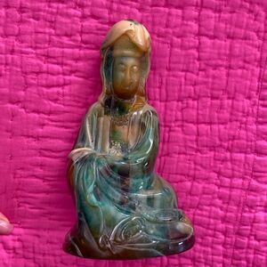 Geomantic  Amber handcrafted antique statue Guanyan from Nashan